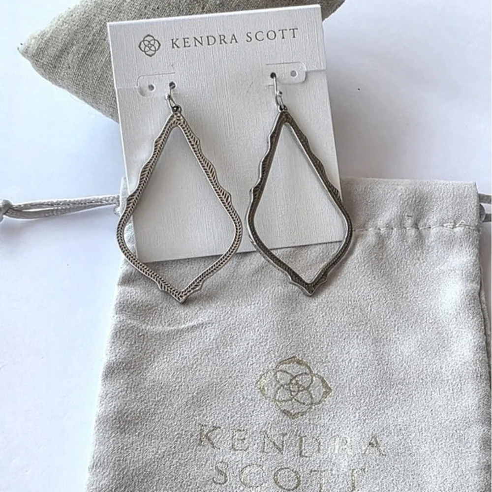 Kendra Scott Sophie Silver Rhodium Geometric‎ Earrings New